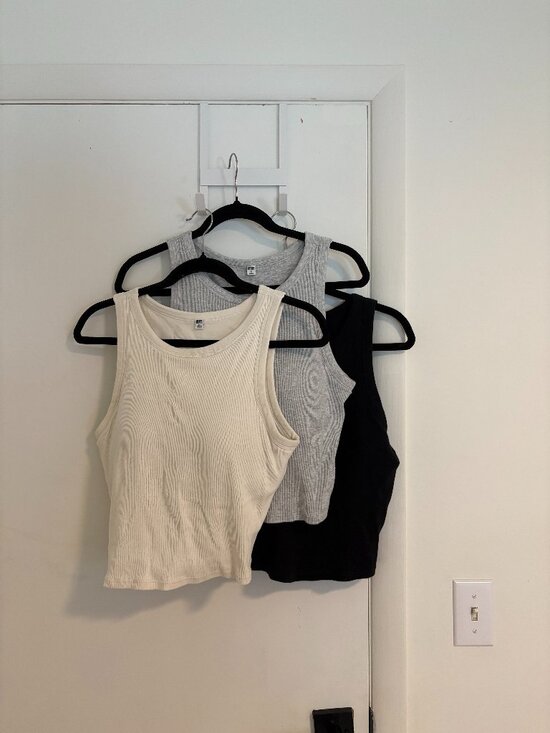 Uniqlo Tops - Uniqlo Cropped Sleeveless Bra Tops (Set of 3)